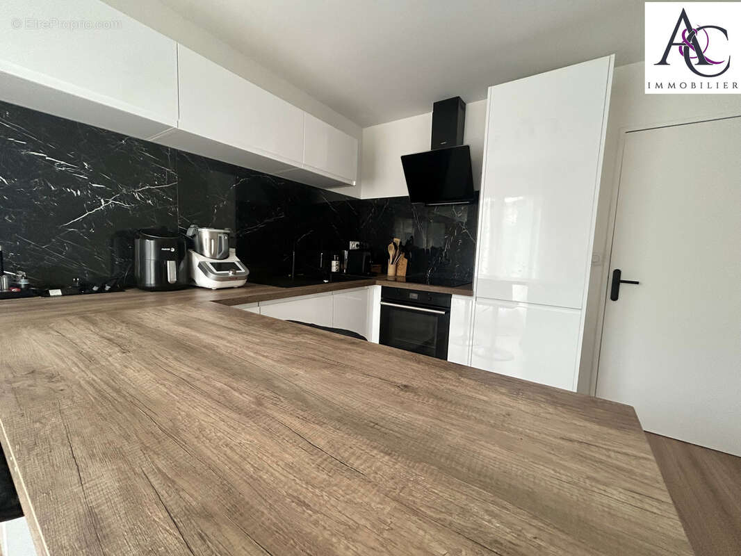 Maison à SAINT-DOULCHARD