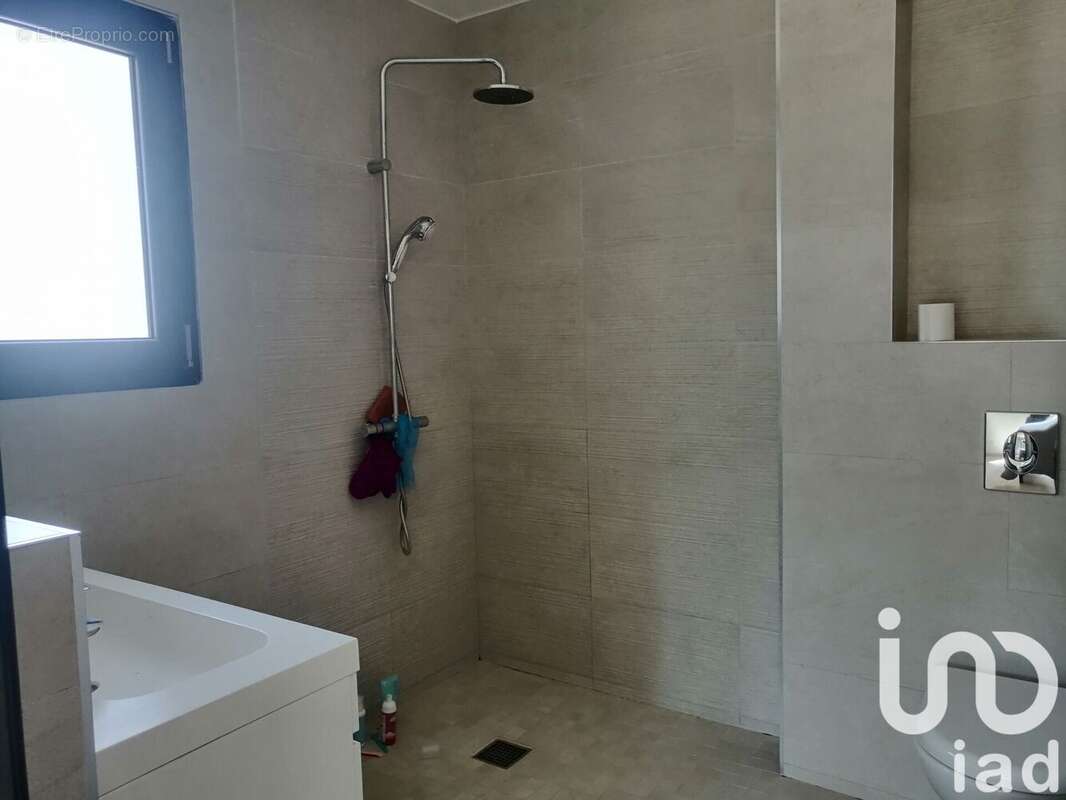 Photo 9 - Maison à SORGUES