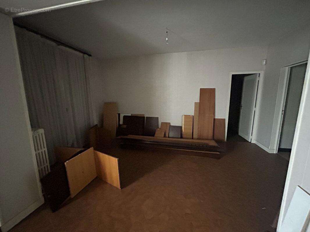 Immeuble commercial - photo 4