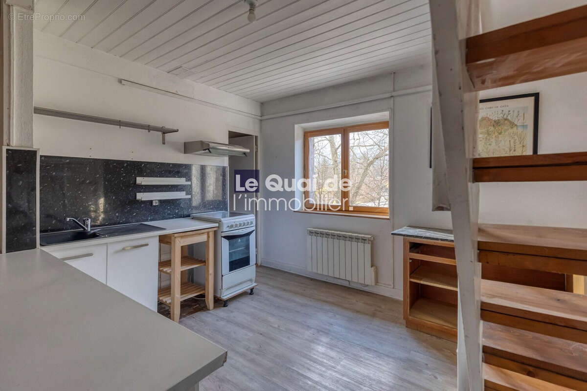 Appartement à VARCES-ALLIERES-ET-RISSET