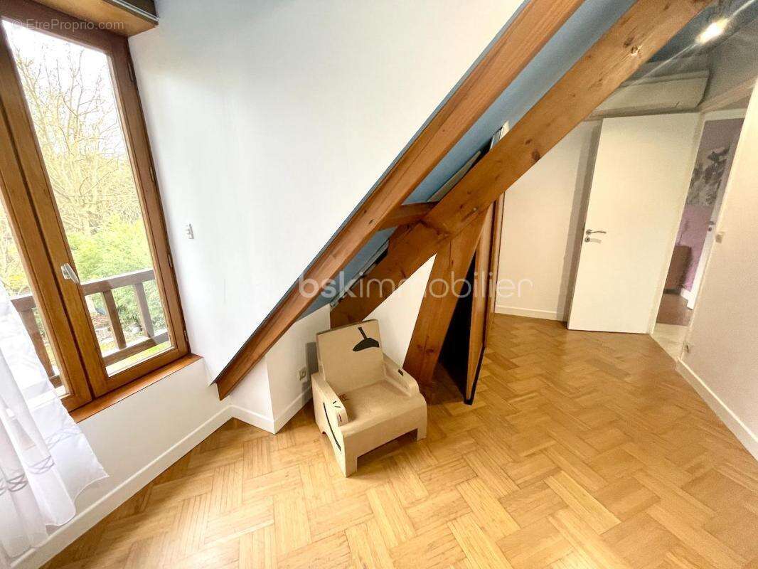 Maison à VILLIERS-SUR-ORGE