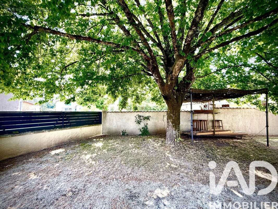 Photo 4 - Maison à CHEF-BOUTONNE