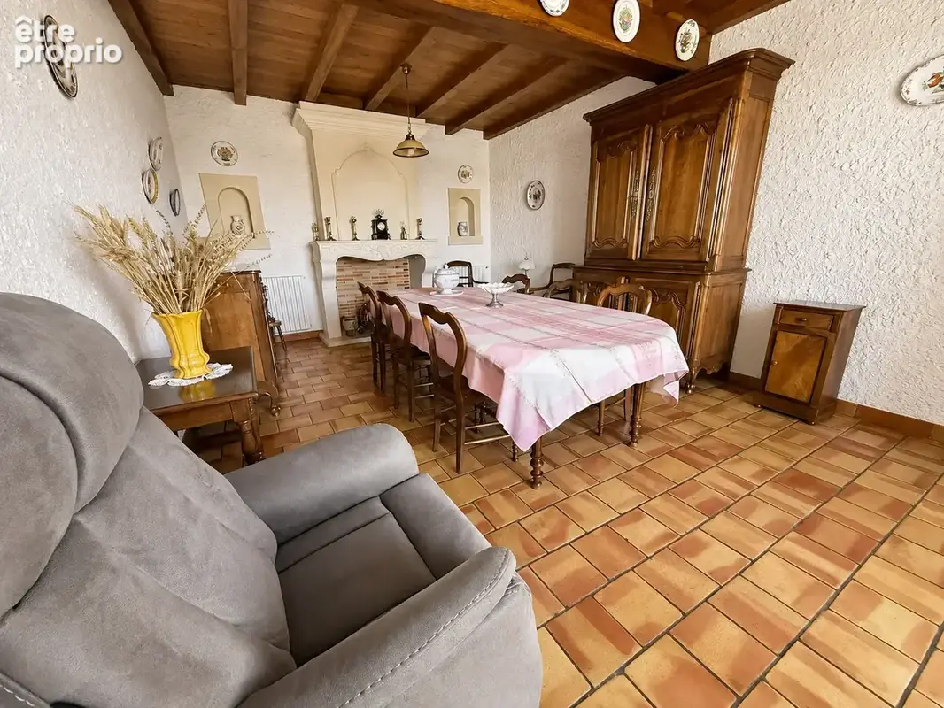 Maison 9 pièces 278 m² à vendre à Baignes-Sainte-Radegonde (16360) - photo 58