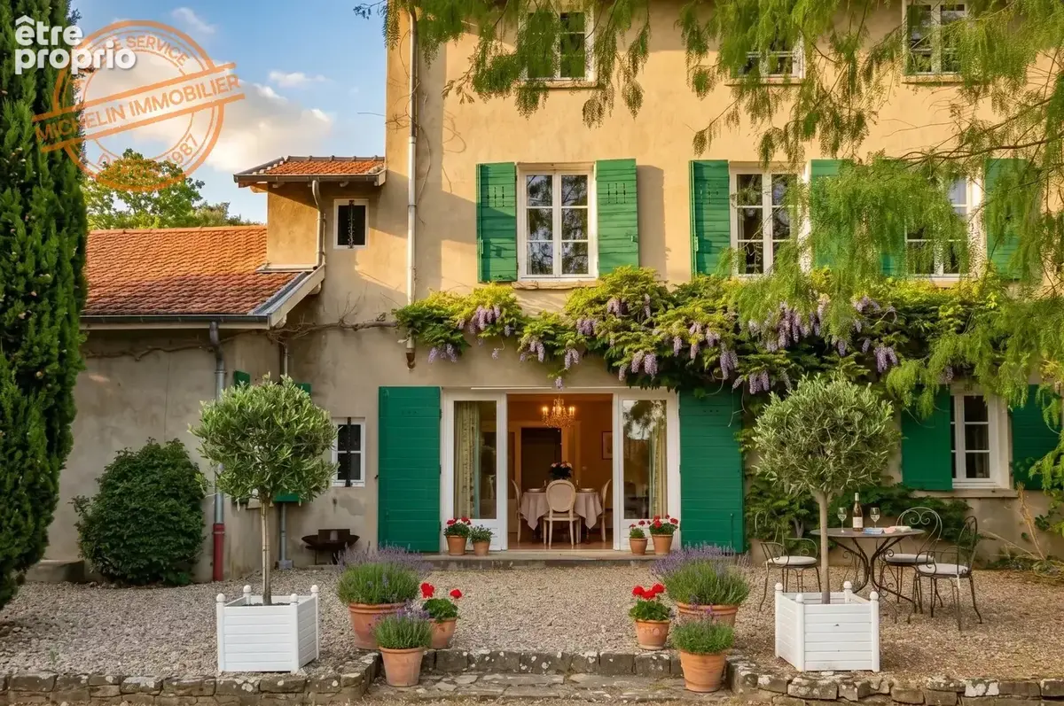 Photo Maison à Champagne-Au-Mont-D'or au prix de 1 332 000€