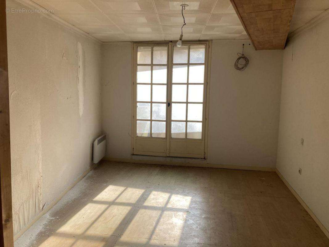 Appartement 566 m² à Beziers  - photo 2