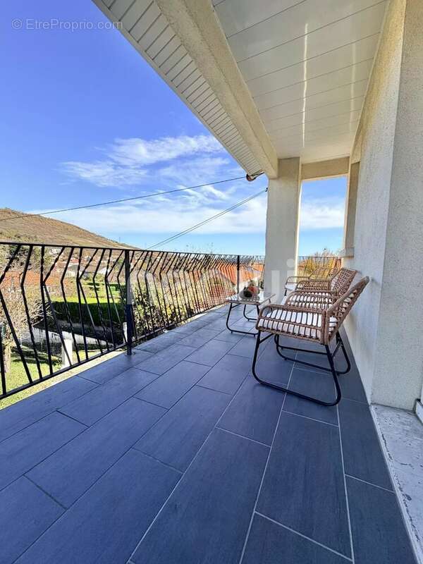 Maison à CHATEAUGAY