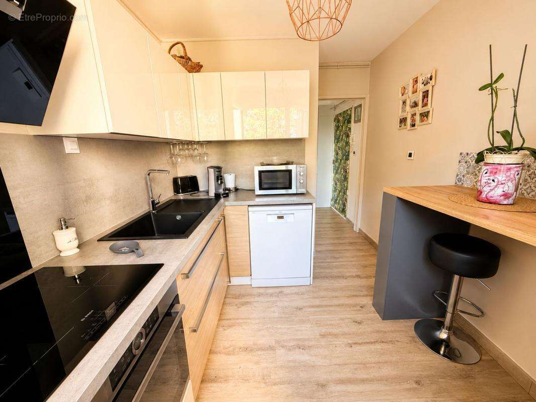 Appartement À Vendre - photo 5