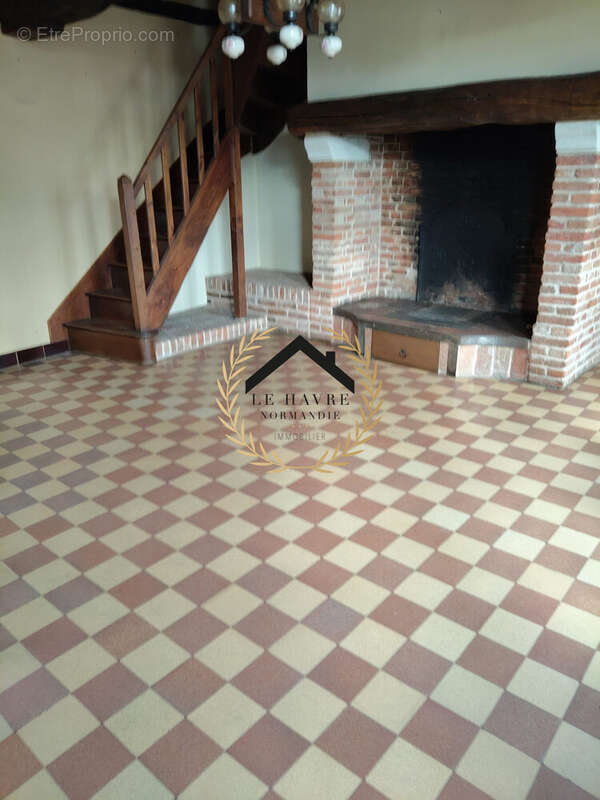 Maison à SAINT-VINCENT-CRAMESNIL