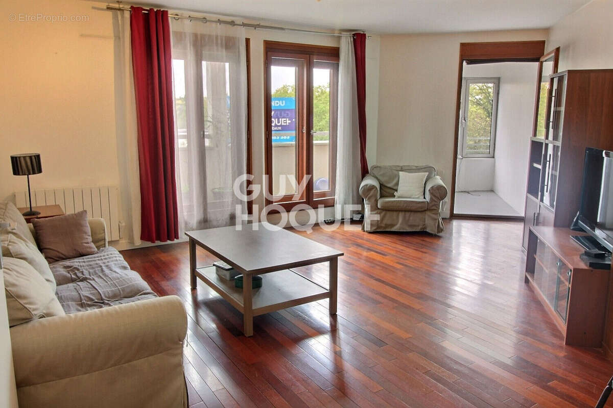 Appartement à PUTEAUX