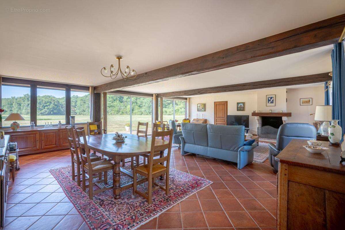 Propriété  à Vendre sur 36ha - photo 15