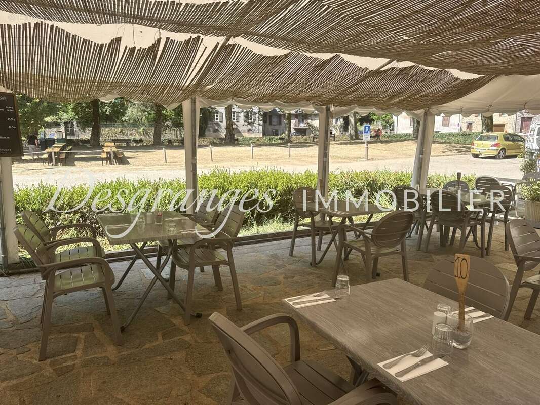 Appartement à SEGUR-LE-CHATEAU