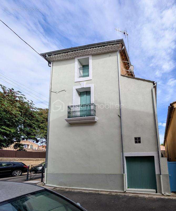 Maison à MONTAGNAC