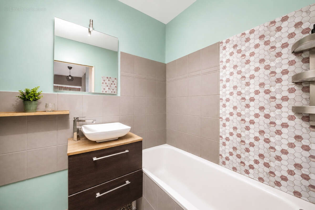 Appartement à SAINT-JACQUES-DE-LA-LANDE