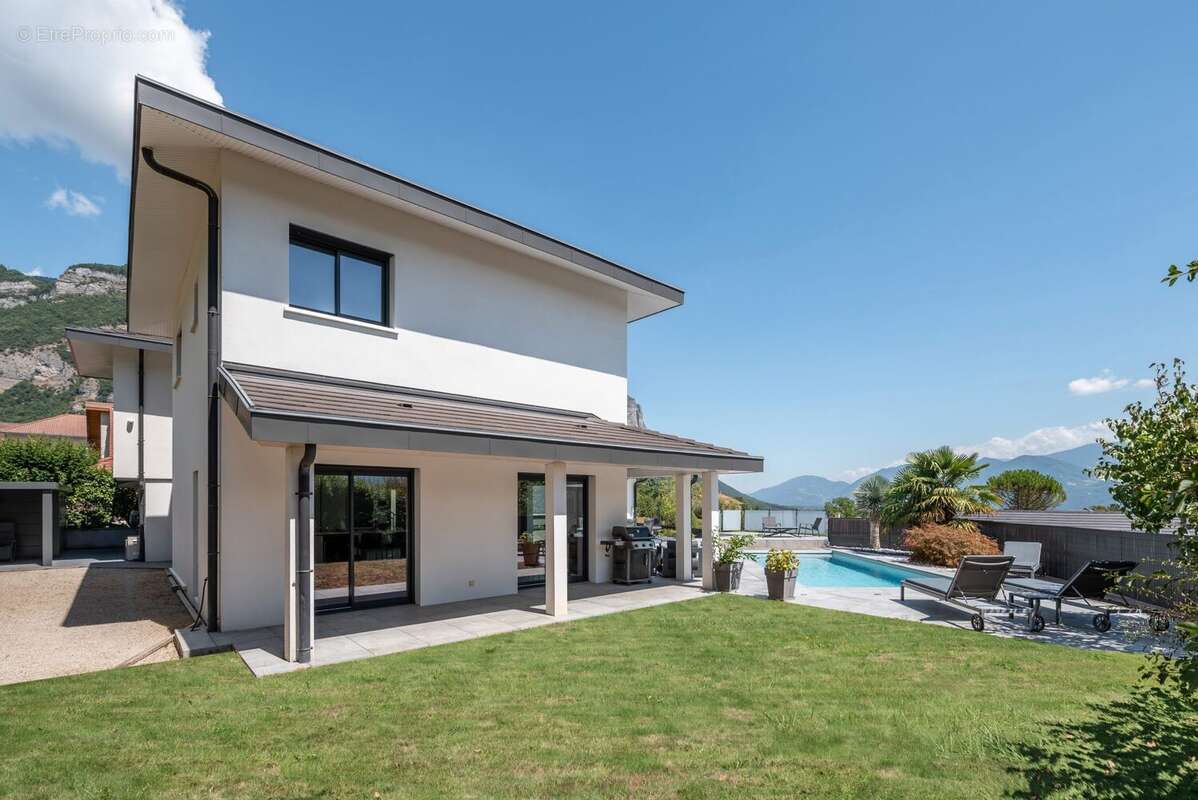 Maison 180 m² à Bernin  - photo 9