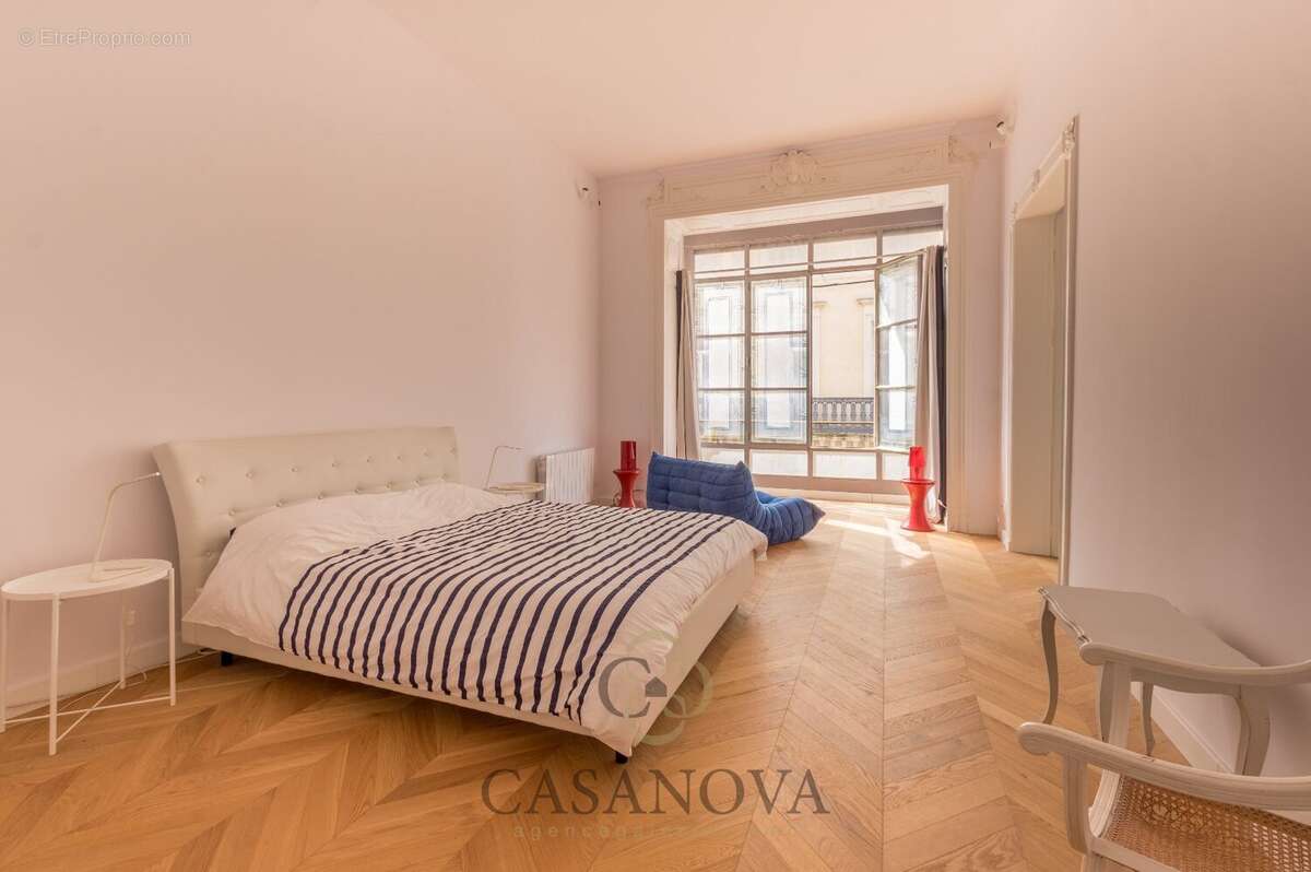 Appartement de charme à Sète coeur de ville, 91 m², balcon, parquet ancien, garage - photo 8