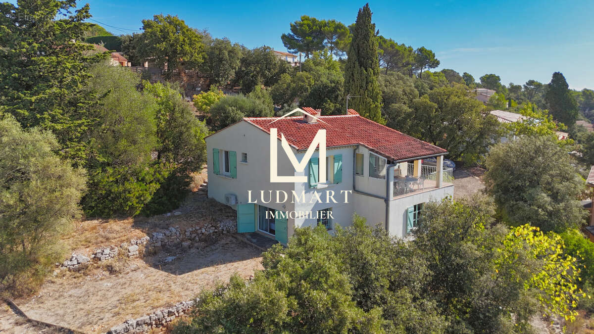 Maison à LORGUES