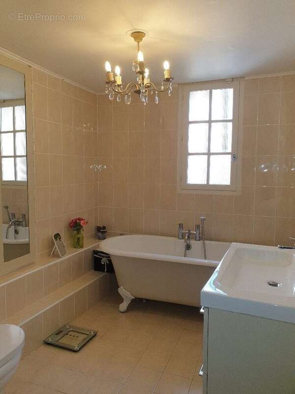 Maison à SAINT-JEAN-DE-DURAS