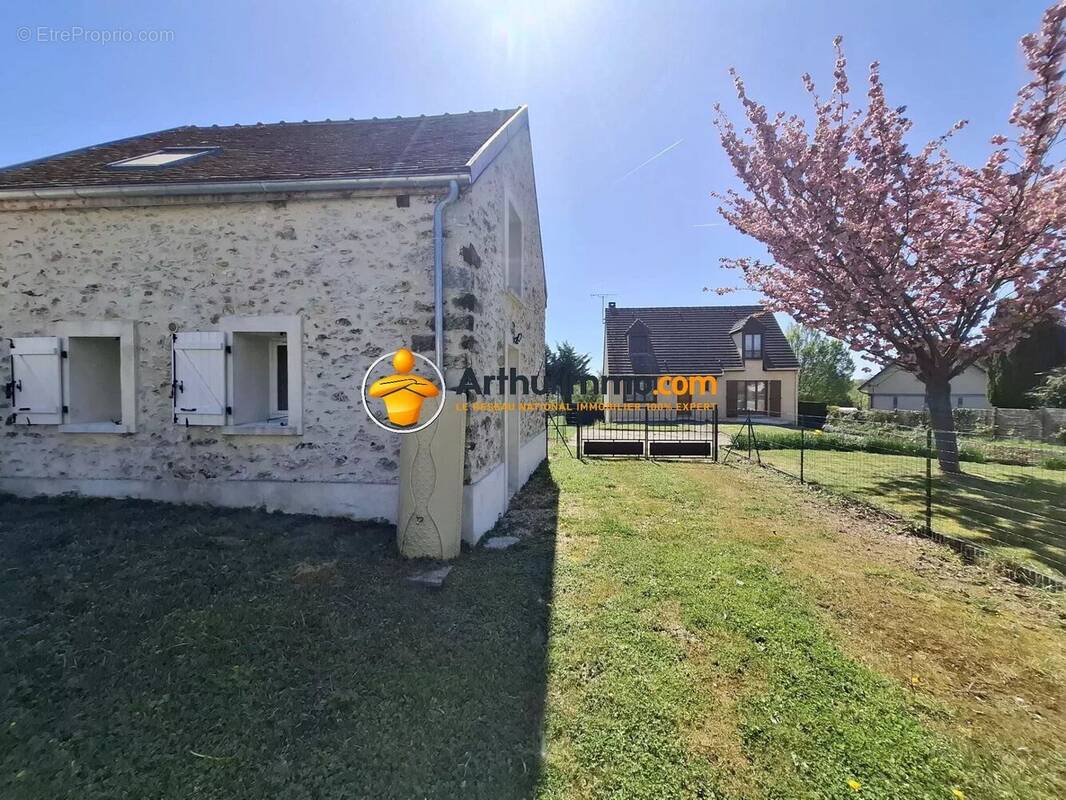 Maison à COULOMMIERS