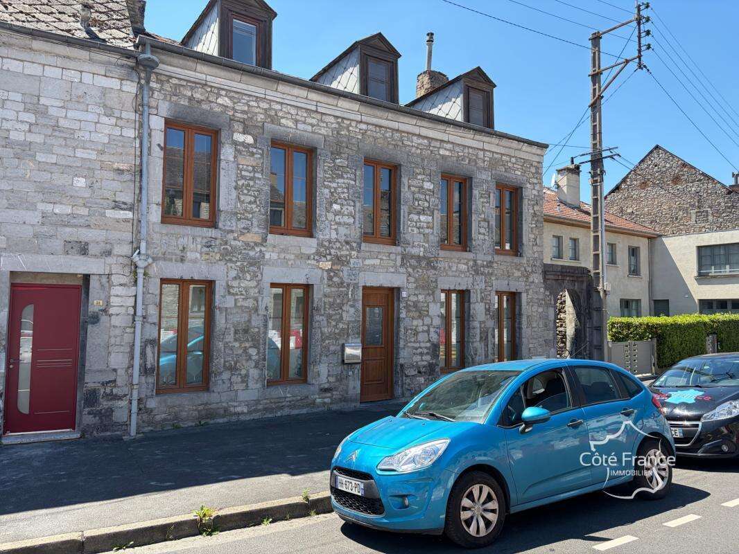 Magnifique maison en pierre de taille   Charme atypique et b - photo 2