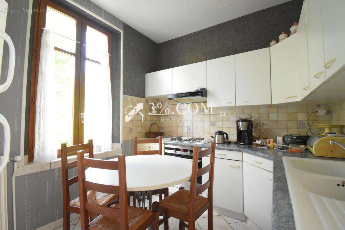 Maison individuelle avec terrain et grand garage sur FOUG - photo 10