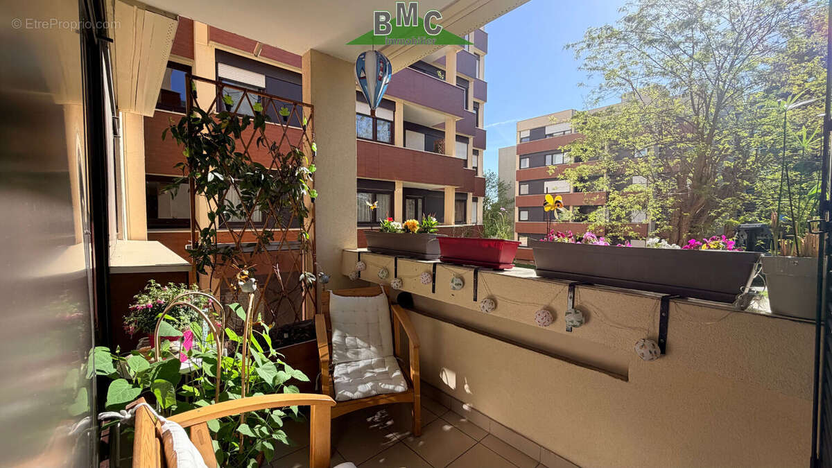Appartement à LE PLESSIS-BOUCHARD