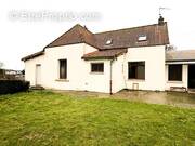 Maison à ACHIET-LE-PETIT