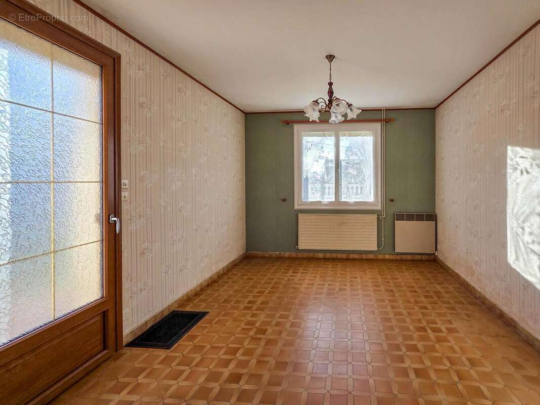 Photo 4 - Maison à CORNE