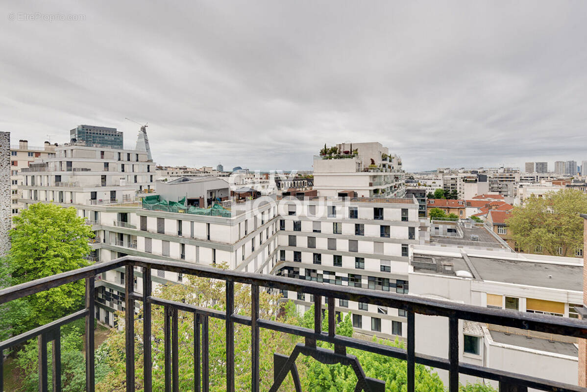 Appartement à PARIS-15E