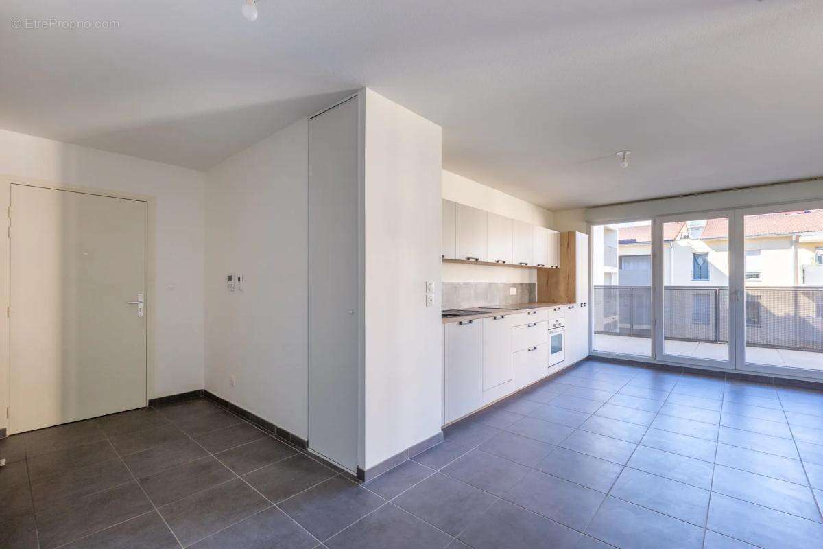 Appartement à VENISSIEUX