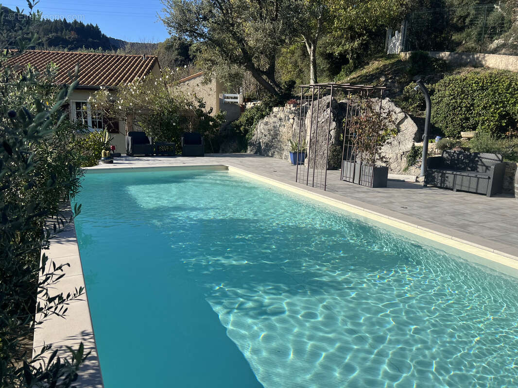 Maison à SAINT-PERAY