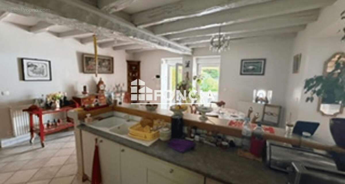 Maison 168 m² à Mansigne  - photo 6