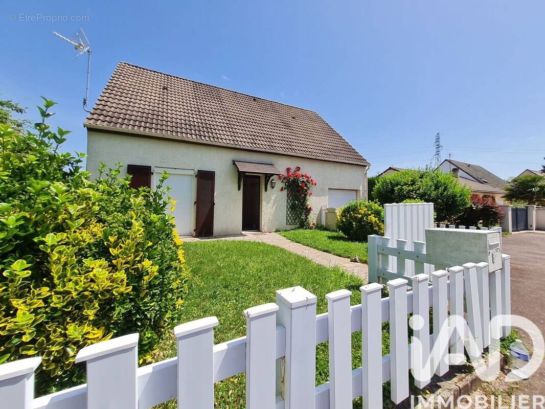 Photo 1 - Maison à HERICY