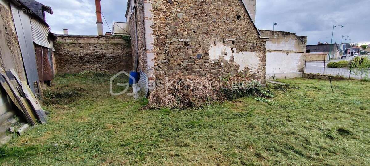 Maison à LA GUERCHE-DE-BRETAGNE