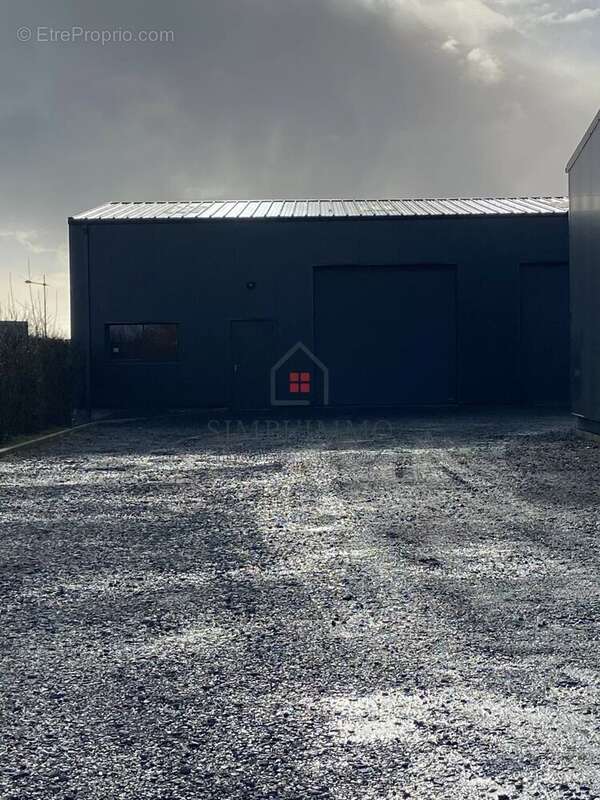 Commerce à SAINT-MEDARD-D'AUNIS