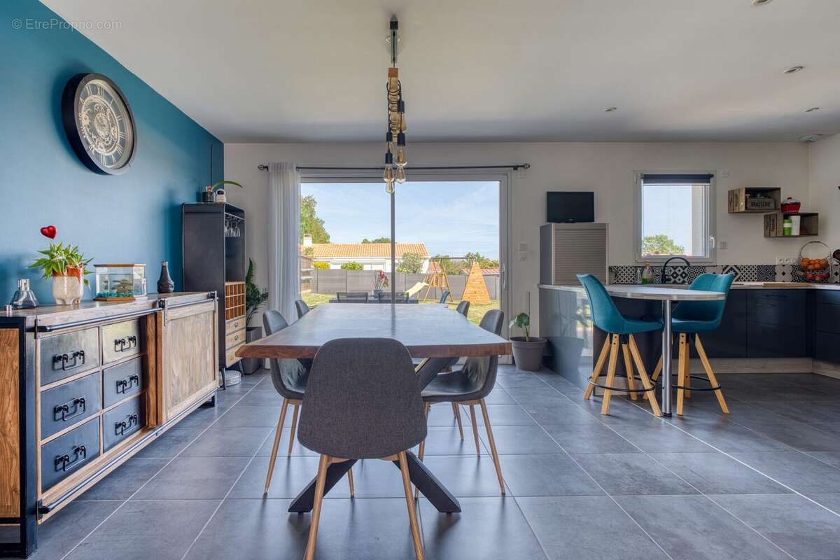 Maison à LE GIROUARD