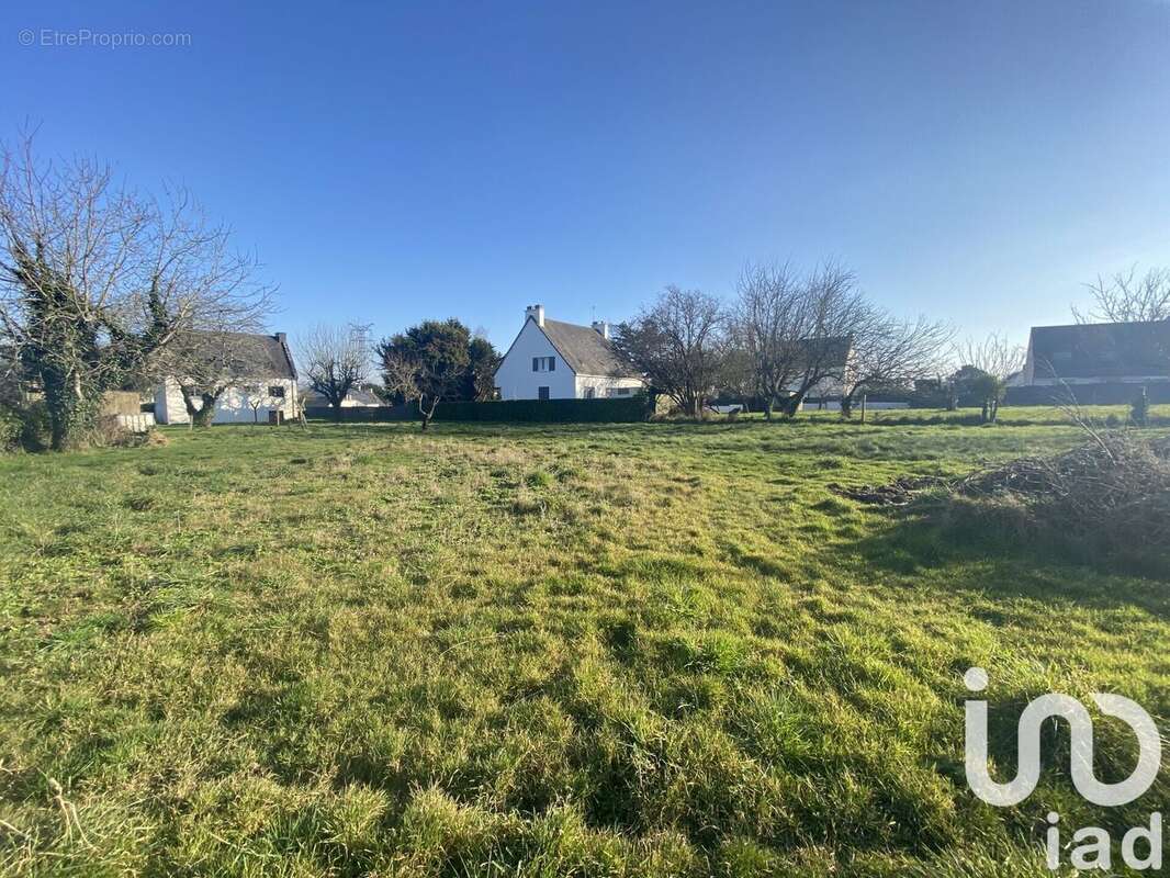 Photo 3 - Terrain à SAINT-AVE