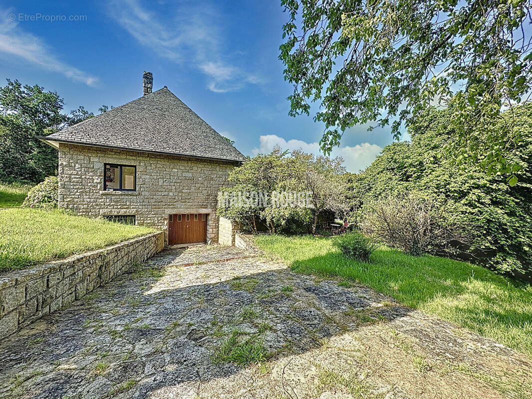 Maison à LANVALLAY