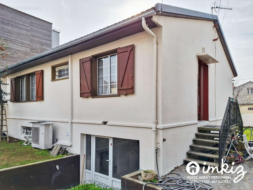 Maison à SAINT-DENIS