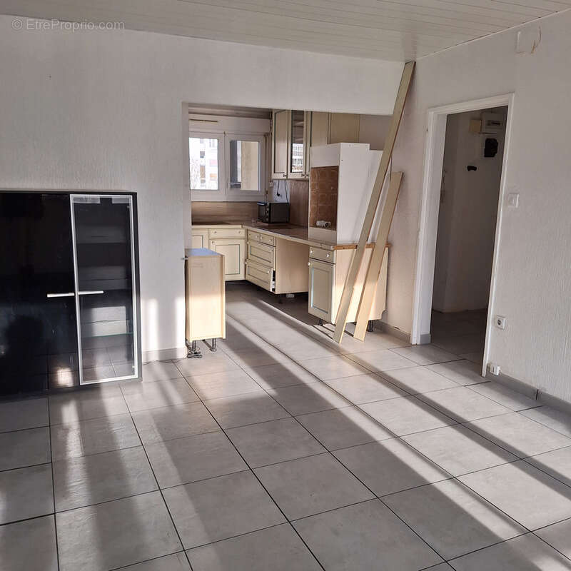 Appartement à JOEUF