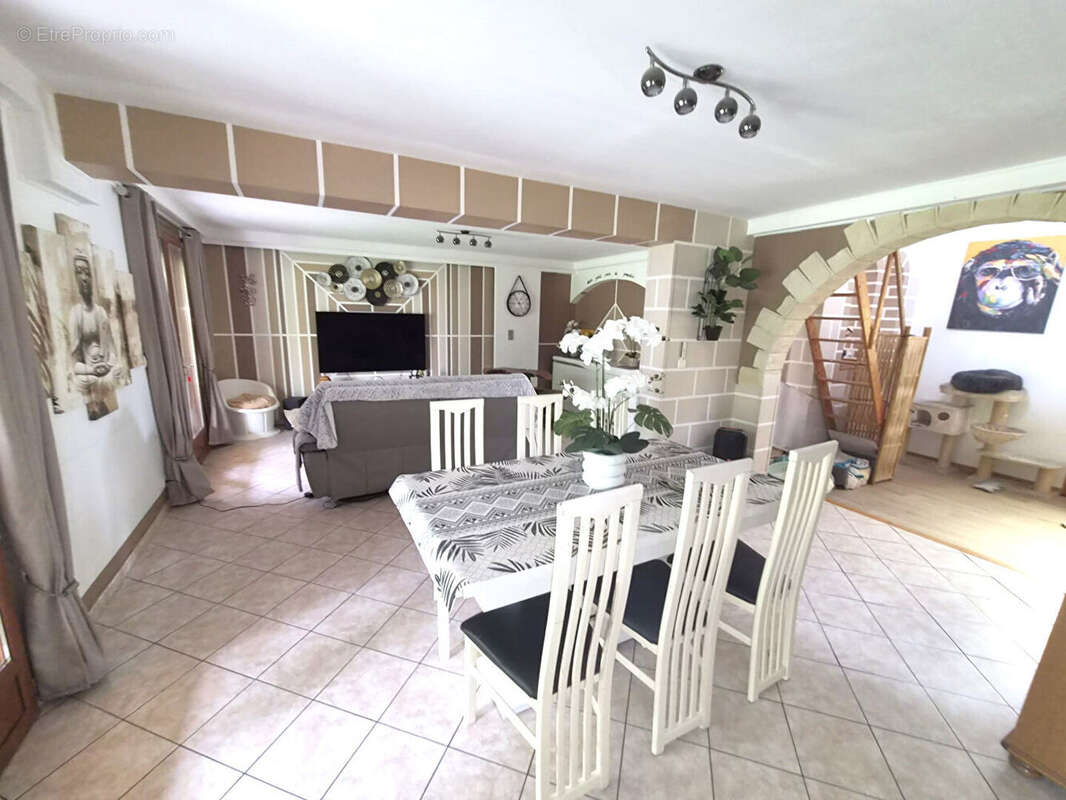 Maison à LA FERTE-SOUS-JOUARRE
