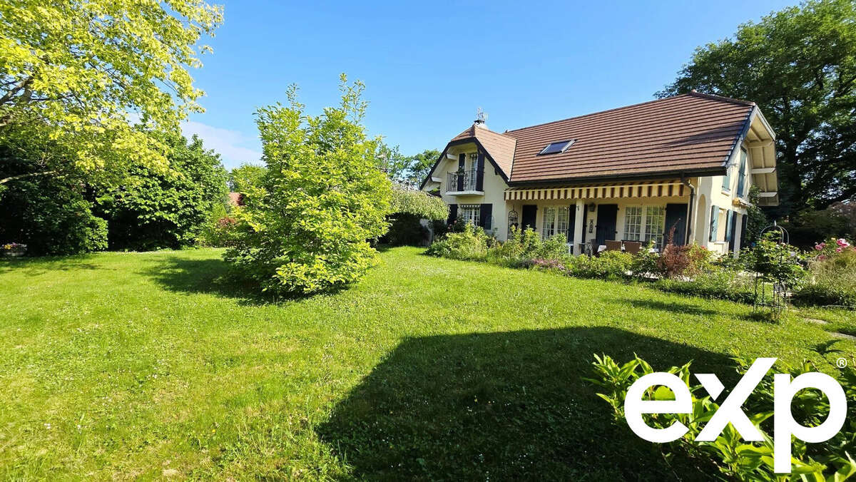 Maison à CHENS-SUR-LEMAN