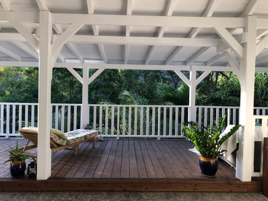 Maison à GRAND-BOURG