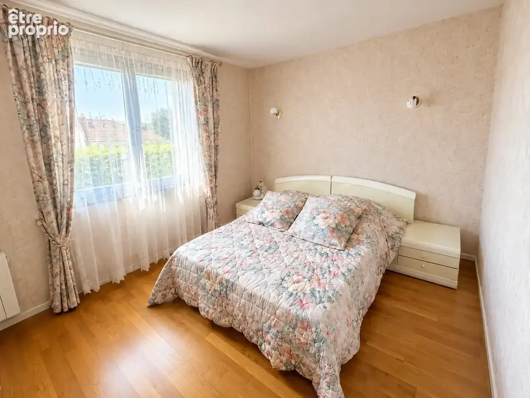 Maison 6 pièces 133 m² à vendre à Meyzieu (69330) - photo 6
