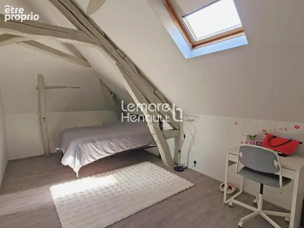 Bel appartement F3 en bon état 83 m² (56 m² loi carrez) - photo 4