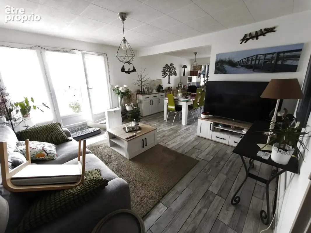 À vendre   f3 de 81,11 m2 avec garage et cave à la ricamarie 42150 - photo 5