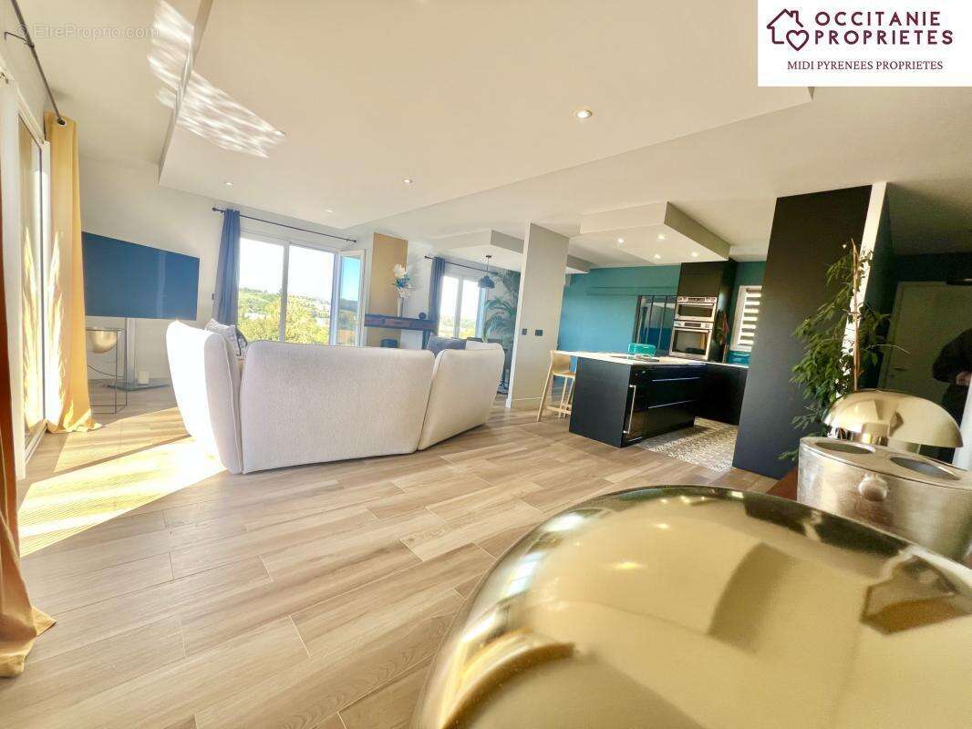 Maison à LEZAT-SUR-LEZE