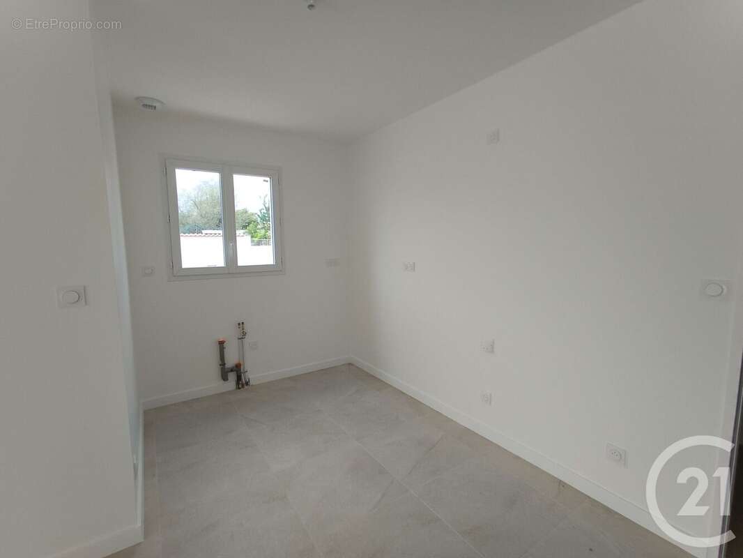 Maison à MESCHERS-SUR-GIRONDE