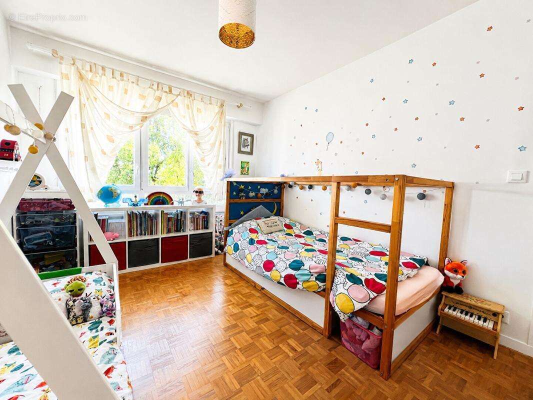 Appartement T4 Quartier Michelet / Petit Port / Loquidy - photo 9