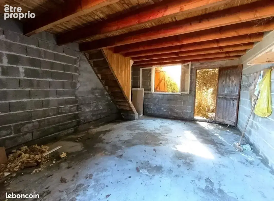 Terrain 391 m² à Saint-Yrieix-La-Montagne  - photo 5