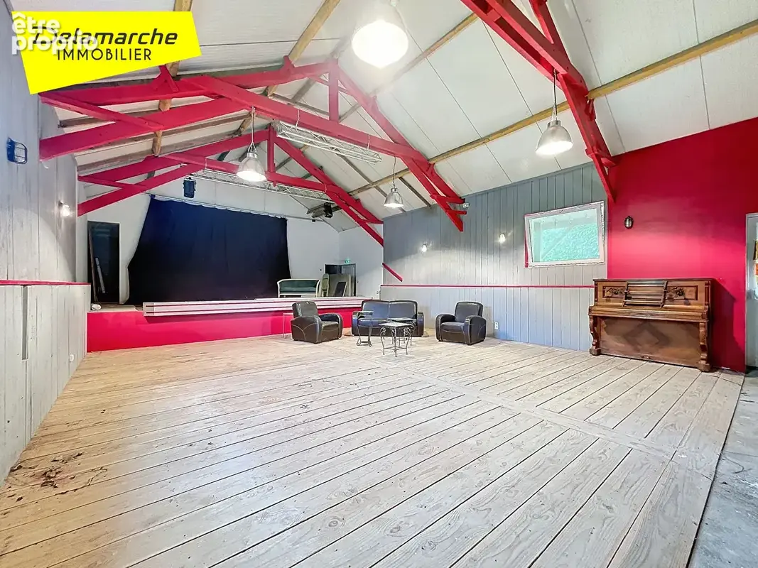 Grande salle transformable en maison Saint Denis Le Gast 1 pièce(s) - photo 2